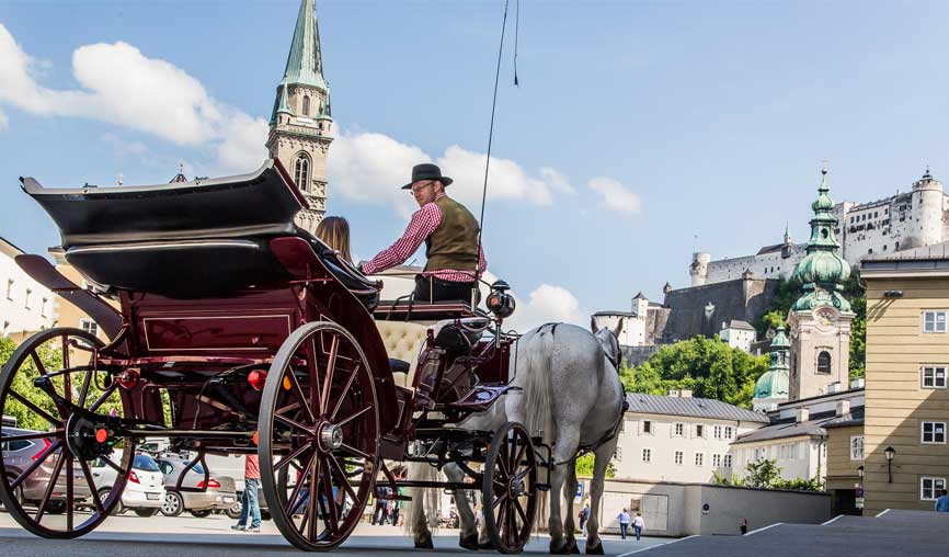 Salzburger Nockerl carriage ride